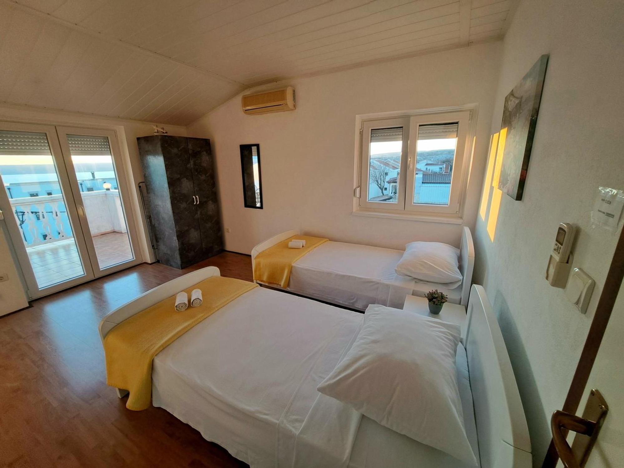 Apartments Maruna Maslenica Εξωτερικό φωτογραφία