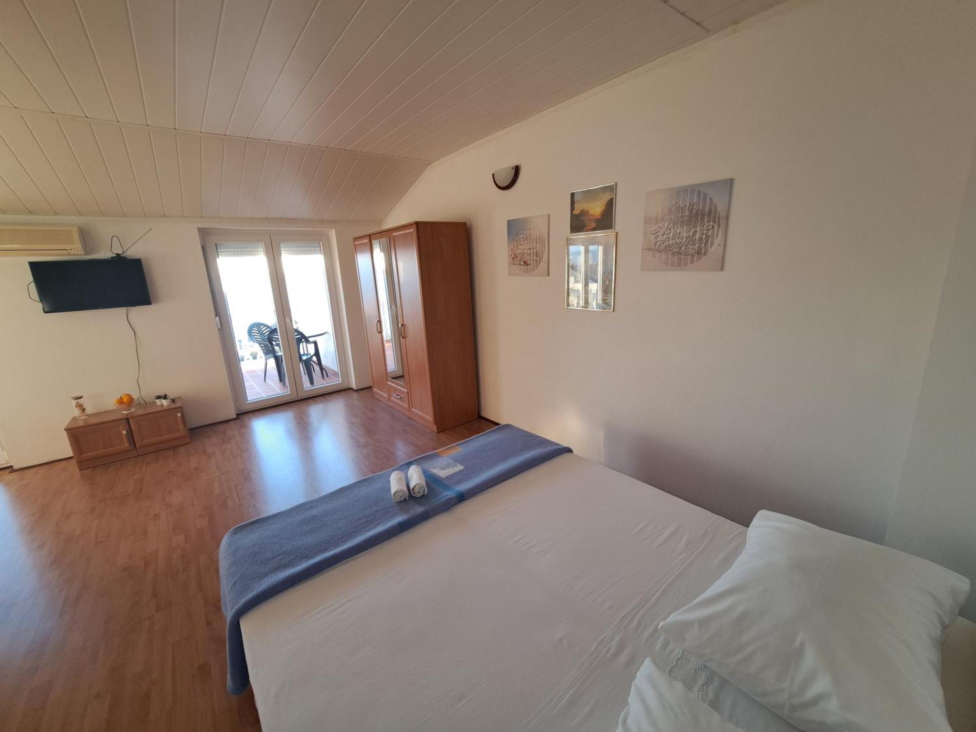 Apartments Maruna Maslenica Εξωτερικό φωτογραφία